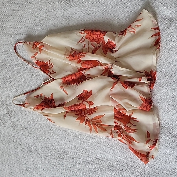 ASTR The Label Floral Top - Picture 6 of 10